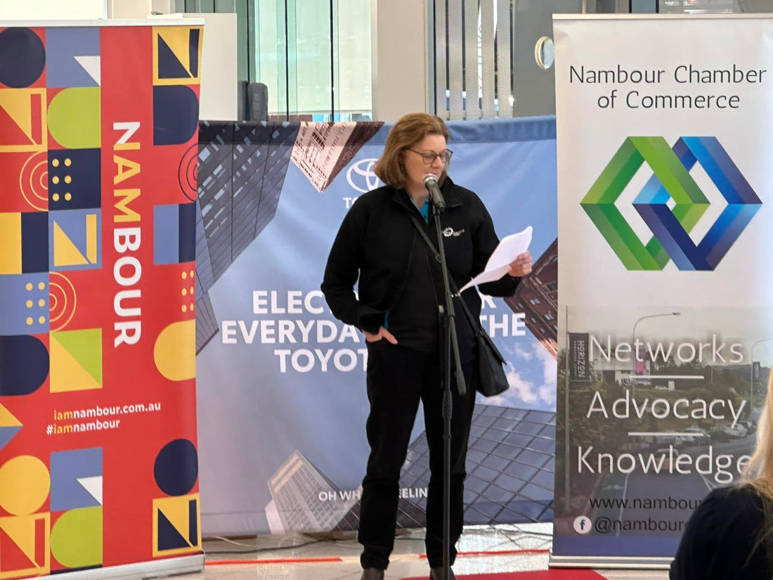 Nambour Chamber Coffee Morning – Poet in Action 😊